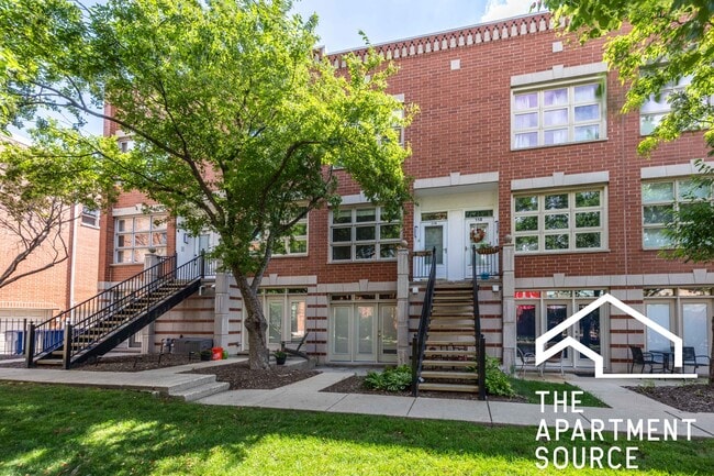 property at 855 W Erie St