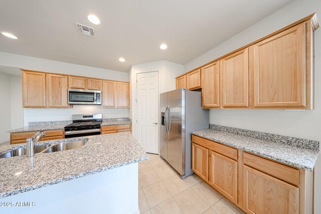 25413 N 172nd Ln in Surprise, AZ - Building Photo - Building Photo