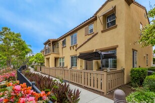 1516 Caminito Santiago in Chula Vista, CA - Building Photo