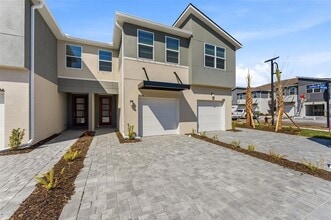 3264 Timber Xing Ave in Brandon, FL - Building Photo - Building Photo