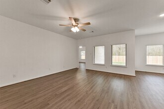 13502 Cedar Point Dr in Cypress, TX - Foto de edificio - Building Photo