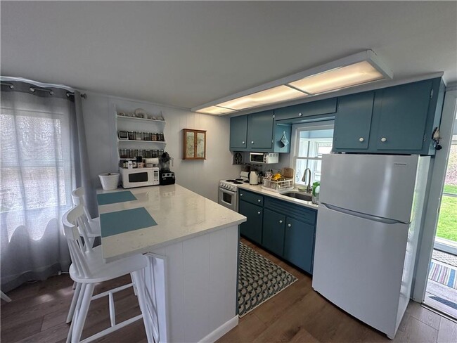 8 Presque Isle Trail in Narragansett, RI - Building Photo - Building Photo