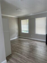 1080 Carolina Ave in Fort Lauderdale, FL - Building Photo - Building Photo