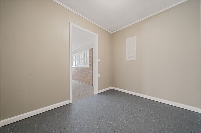 property at 110 W Pine St