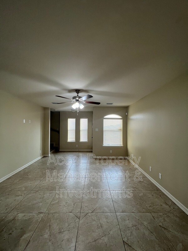 2603 E Eisenhower Ave in Mission, TX - Building Photo - Building Photo