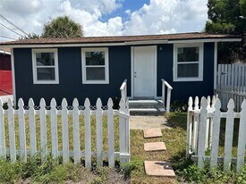 626 29th Ave S in St. Petersburg, FL - Building Photo