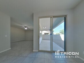 8632 E Posada Ave in Mesa, AZ - Building Photo - Building Photo