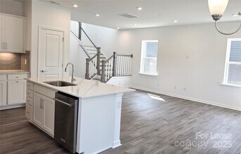 15918 Parkside crossing Dr in Charlotte, NC - Building Photo - Building Photo