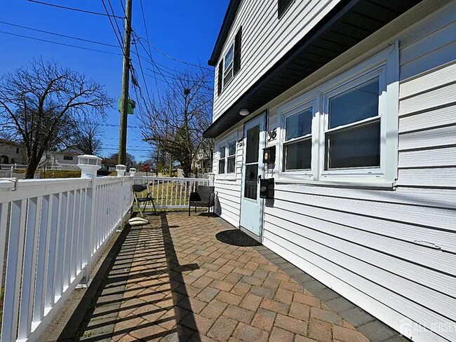 36 Diaz St in Iselin, NJ - Building Photo - Building Photo