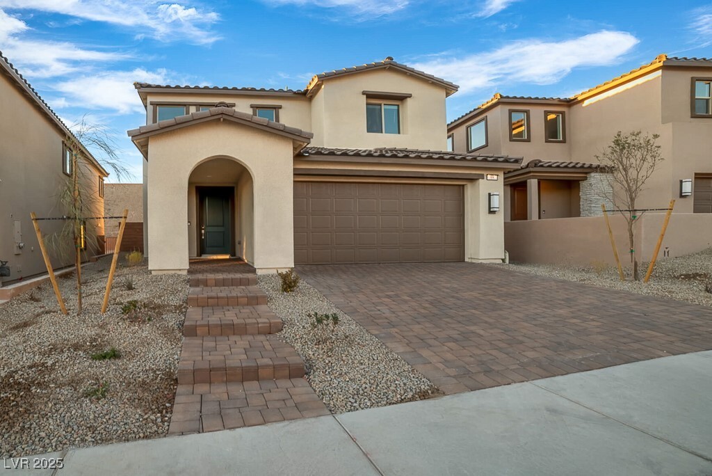 88 Via Franello in Henderson, NV - Building Photo