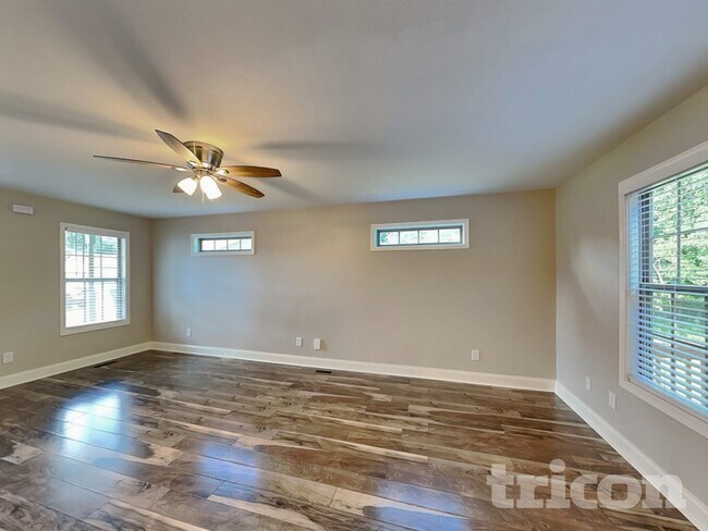 515 Magnolia Dr in Clarksville, TN - Building Photo - Building Photo