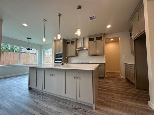 property at 809 Lotus Dr