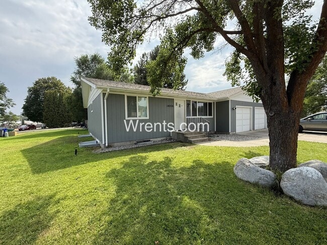 property at 14206-14206 E 3rd Ave