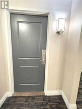 125 Western Battery Rd in Toronto, ON - Building Photo - Building Photo