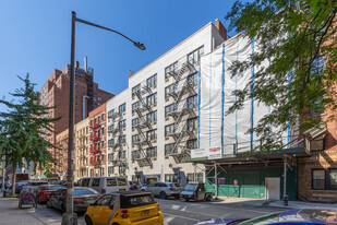 219-221 E 25th St in New York, NY - Foto de edificio - Building Photo