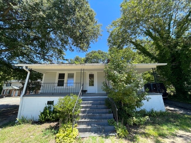 property at 502 S Gray St
