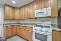 4211 Parrish St photo'