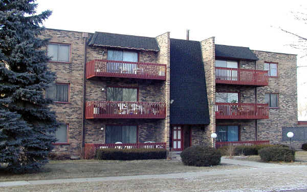 Matteson Apartments in Matteson, IL - Building Photo