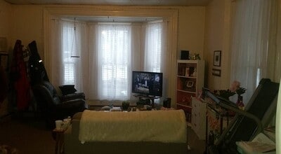 186 Center St, Unit 3 in Old Town, ME - Building Photo - Building Photo