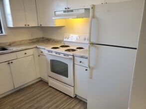 Brook Bridge Apartments in Newton, NJ - Building Photo - Building Photo