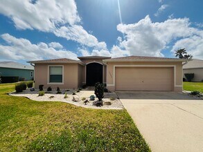 15596 SW 13th Cir in Ocala, FL - Foto de edificio - Building Photo