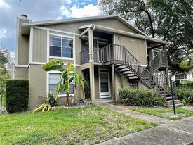 14301 Hanging Moss Circle, Unit 202 in Tampa, FL - Building Photo