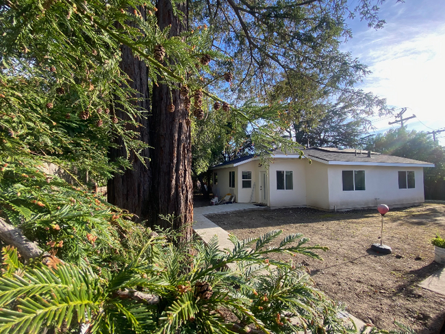 property at 1521 Clayton Rd