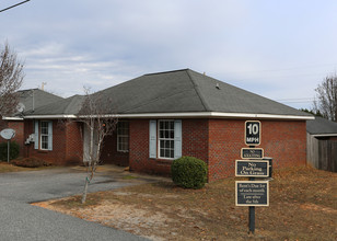 Summer Stone Cottages in Smiths Station, AL - Building Photo - Building Photo