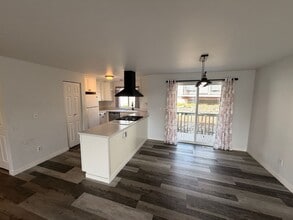 1502 Burrows Ct in Anacortes, WA - Building Photo - Building Photo