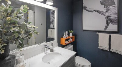 4055 Mercantile Dr in Lake Oswego, OR - Building Photo - Building Photo