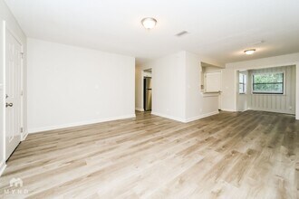 10535 Jolynn Rd in Jacksonville, FL - Building Photo - Building Photo