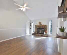 736 Regina Ct NW in Lawrenceville, GA - Building Photo - Building Photo