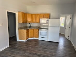 301 S Matlack St, Unit APT A - 1st Floor in West Chester, PA - Building Photo - Building Photo
