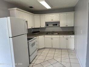 2895 W Eau Gallie Blvd in Melbourne, FL - Building Photo - Building Photo