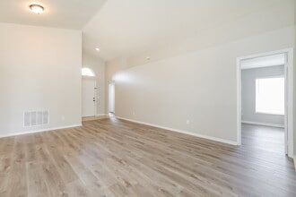 2628 Sunningdale Dr in Kissimmee, FL - Building Photo - Building Photo