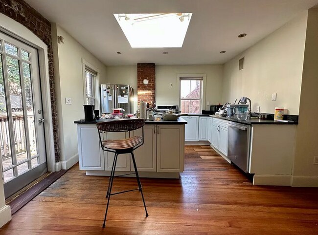 151 Highland St, Unit 2nd in Boston, MA - Building Photo