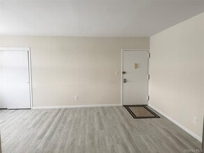 3 Toms Point Ln in Port Washington, NY - Building Photo - Building Photo