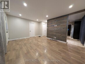 145 Eby St in Cambridge, ON - Building Photo - Building Photo
