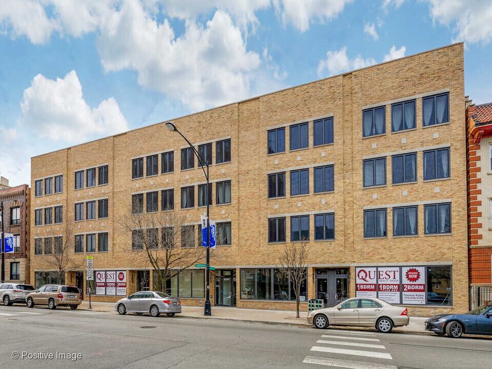 4428 N Sheridan Rd in Chicago, IL - Building Photo