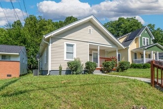 1528 McCormick St in Greensboro, NC - Building Photo - Building Photo