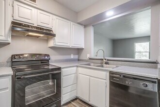 Foxfire Apartment Homes in Denton, TX - Building Photo - Building Photo