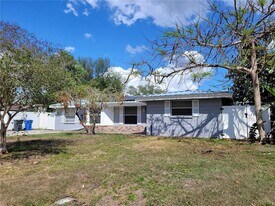 7807 N Matanzas Ave in Tampa, FL - Building Photo