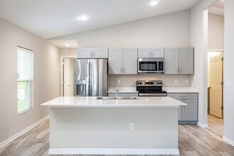 13011 Pennybrook Dr in Riverview, FL - Building Photo - Building Photo