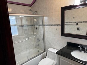 239-20 148th Ave in Queens, NY - Building Photo - Building Photo