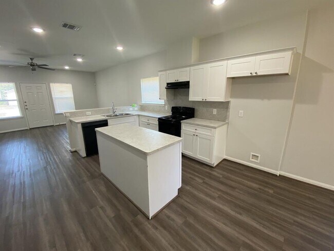 787 Fair St-Unit -A in Houston, TX - Building Photo - Building Photo