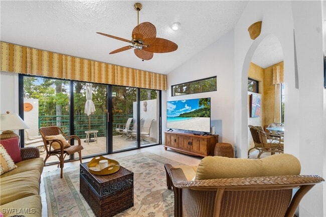 property at 2206 Anchorage Ln