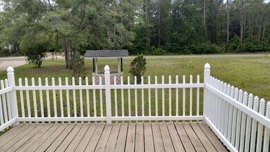 2233 Indigo Ave in Middleburg, FL - Building Photo - Building Photo