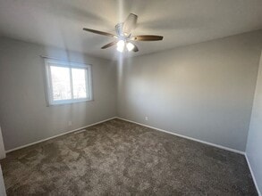 11803 S 27th St in Bellevue, NE - Building Photo - Building Photo