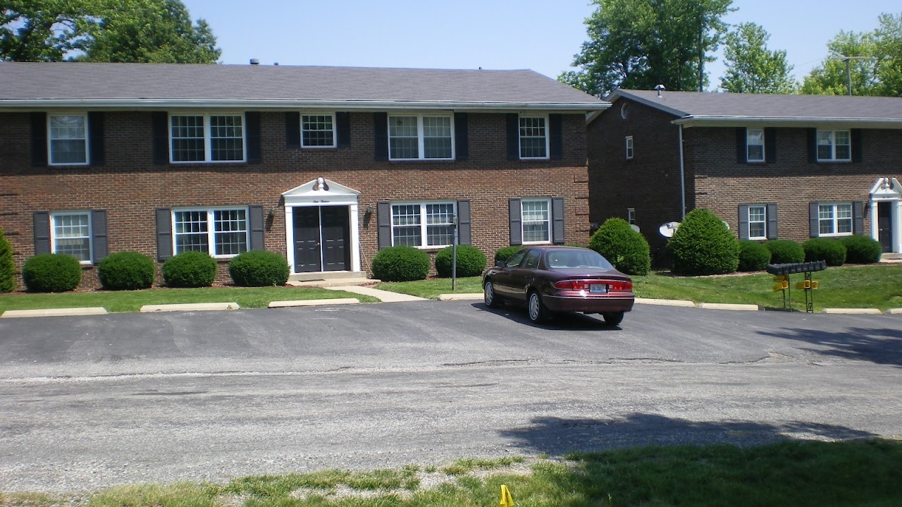 Linwood Apartments in Belleville, IL - Building Photo