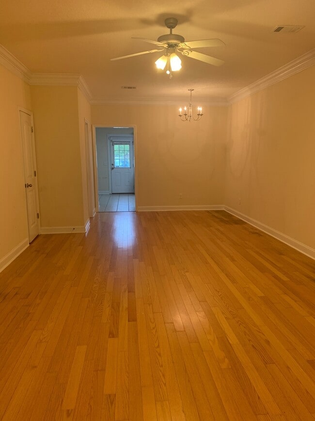 504 Bradwell St in Hinesville, GA - Building Photo - Building Photo